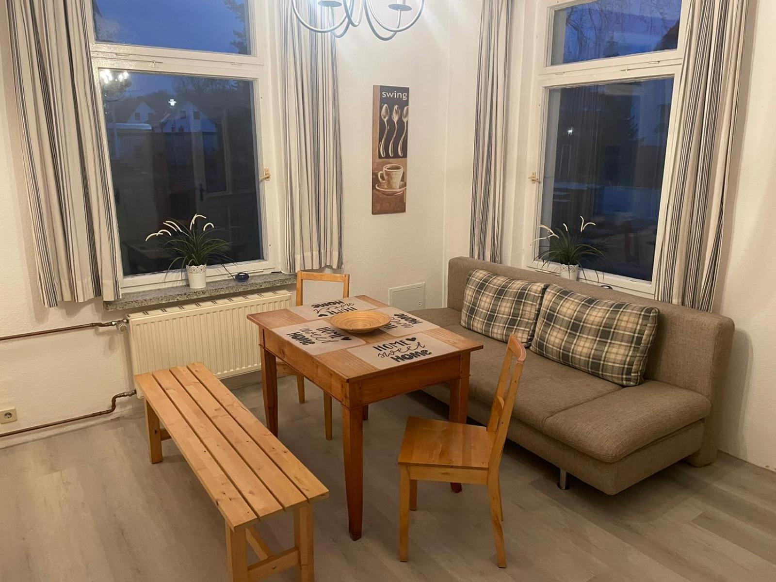 Ferienwohnung Kleiner Onkel - Mit Sauna ツィノヴィッツ エクステリア 写真